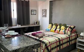 Bookln'Beatles- Spot Residence Miami 708